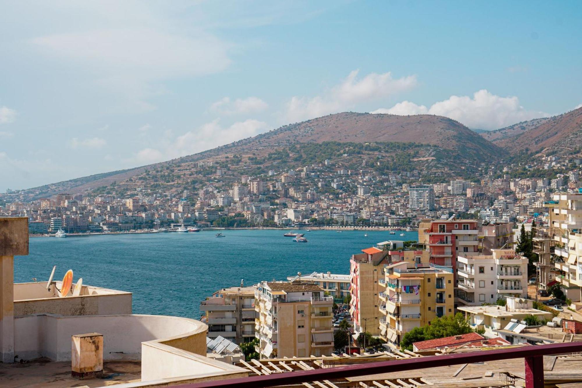 Jon'S Penthouse Apartamento Sarandë Exterior foto