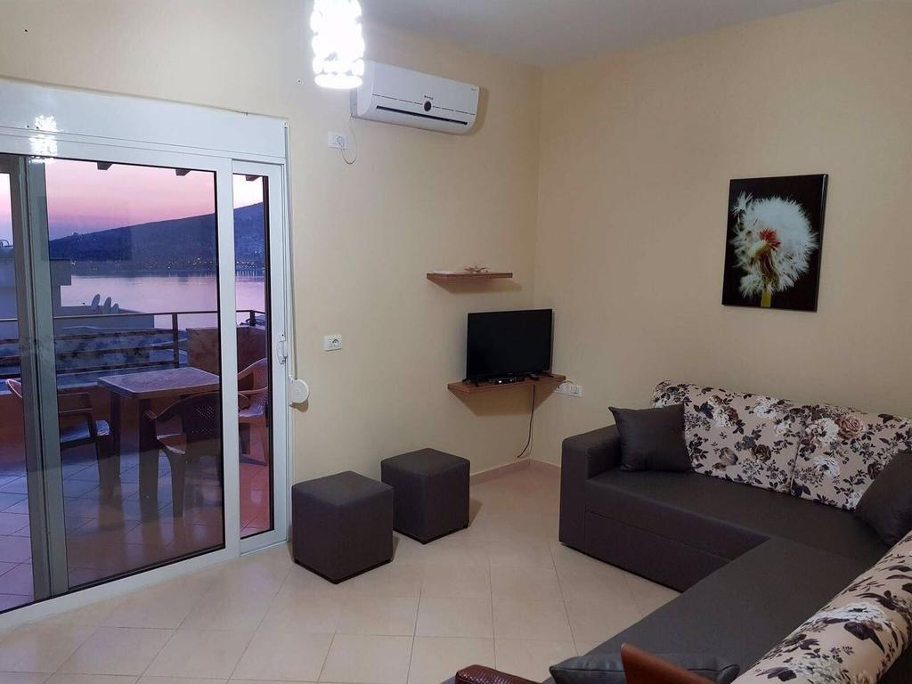 Jon'S Penthouse Apartamento Sarandë Exterior foto